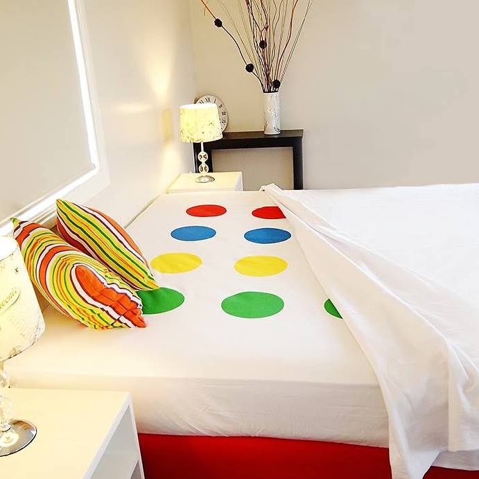 Twister Bed Sheet Double / Full Size Side View