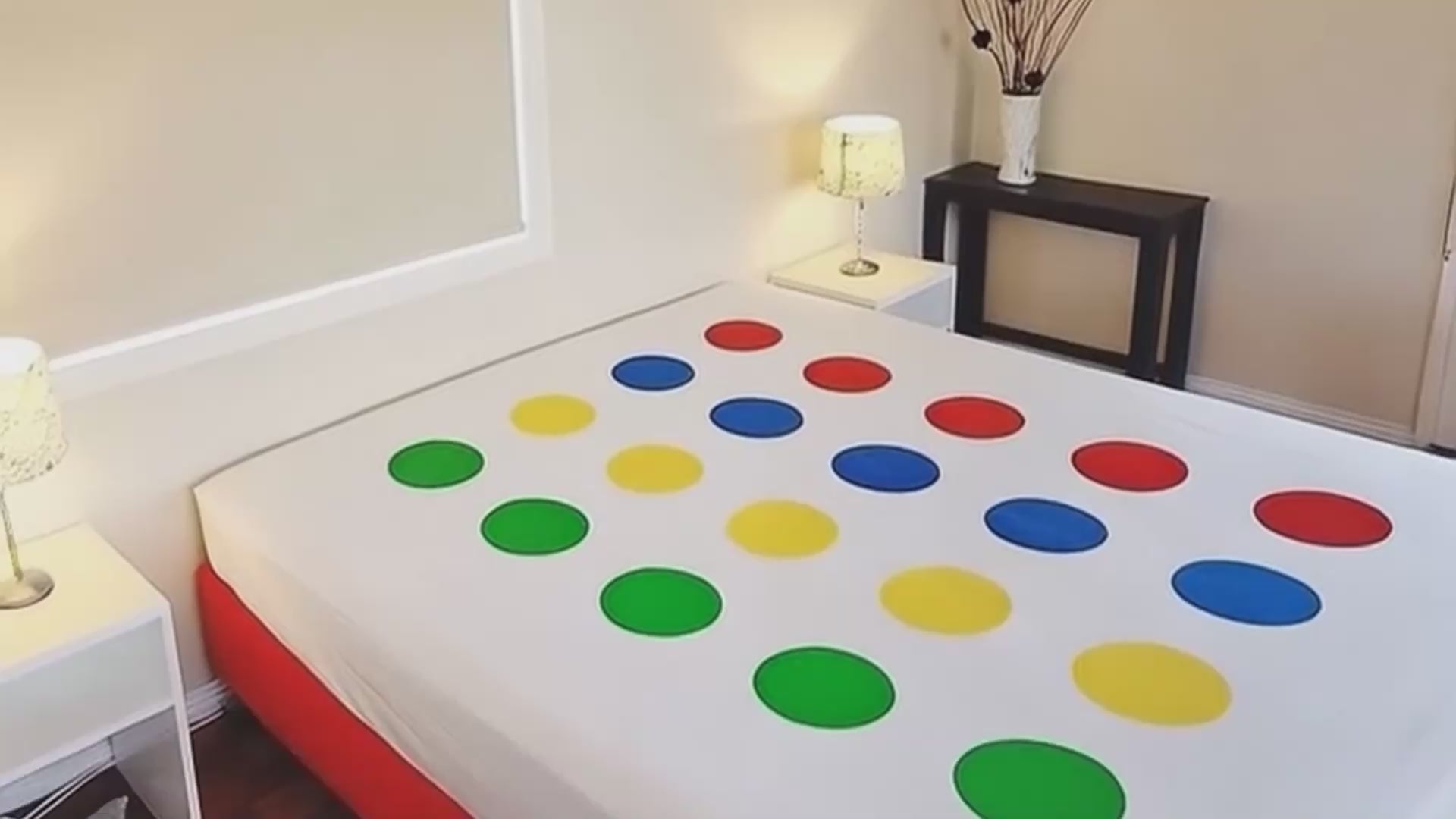 Load video: Twister Bed Sheets Promotional Video
